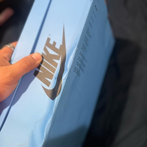 Jordan 1 UNC Toe size 9.5 - Picture 6 of 6